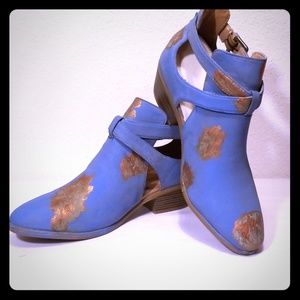 Wild diva painted booties